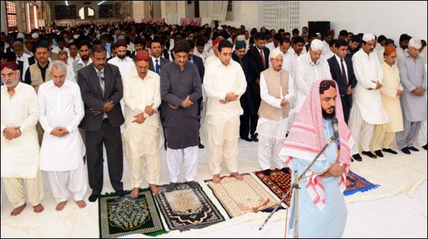 بلاول بھٹو اور مراد علی شاہ نے نماز عید لاڑکانہ میں ادا کی