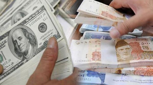 انٹربینک مارکیٹ میں ڈالر کی قیمت 108 روپے تک پہنچ گئی