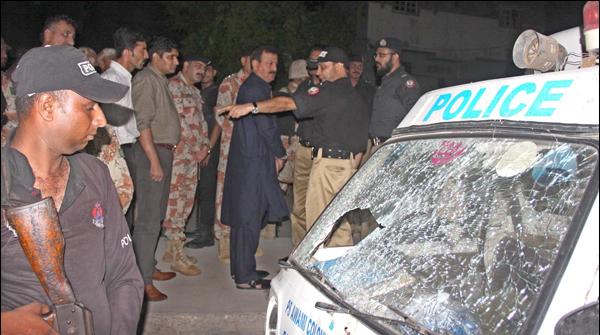 کراچی: پولیس موبائل پر فائرنگ کا مقدمہ درج کر لیا گیا