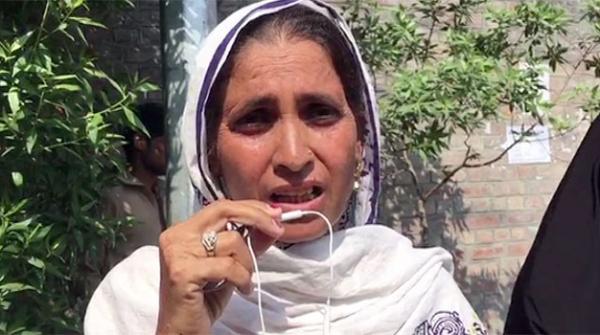 لاہور خودکش حملہ: ’بیٹا رکشہ چلاتا ہے، کل سے لاپتہ ہے‘