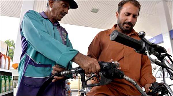 کراچی: بیشتر پمپس پر پیٹرول دستیاب، بعض پر ختم