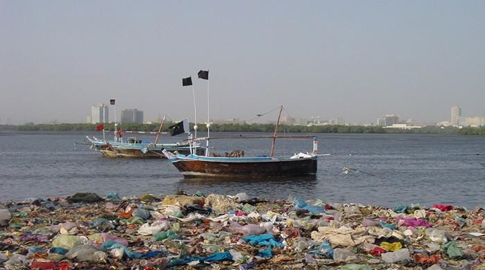 پاکستان کے ماحولیاتی تغیرات اور پلاسٹک آلودگی کے بڑھتے خطرات