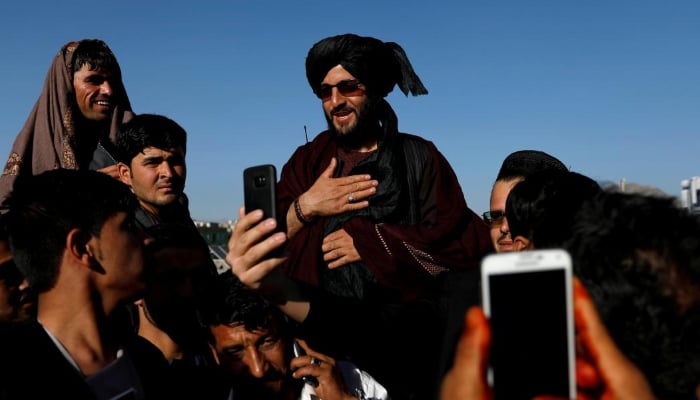 طالبان: د سولې له تړون وروسته عامه بښنه اعلانوو