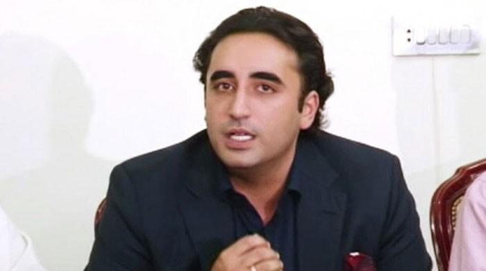 'وزیراعظم نے ایک کروڑ گھربنانے کا وعدہ کیا تھا، اب وہ غریبوں سے چھت چھین رہے ہیں'