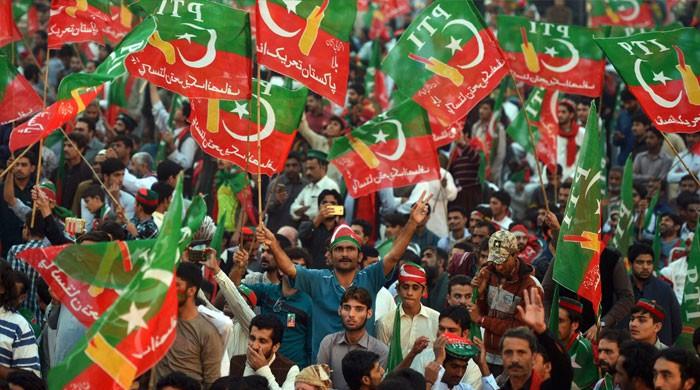 پی ٹی آئی اپنے ہی اراکین سے دھوکہ کھاگئی