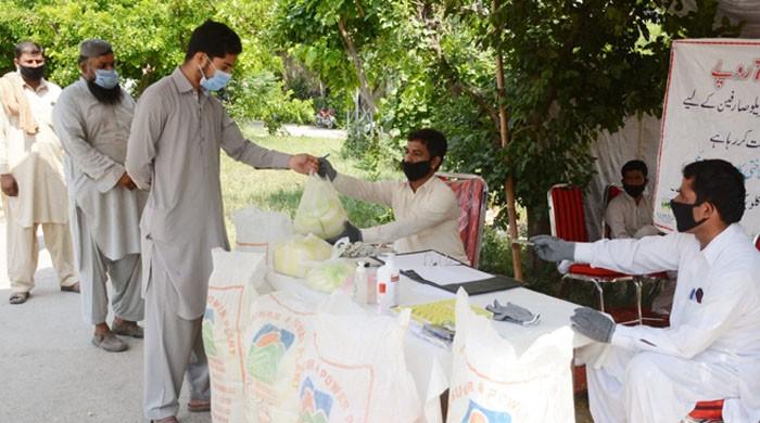 حکومتی دعوے ہوا ہوگئے، عوام چینی 110 روپے کلو خریدنے پر مجبور