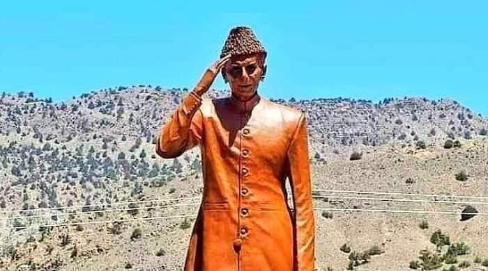 زیارت کی قائد اعظم ریذیڈینسی پر بانی پاکستان کا قدآور مجسمہ تیار