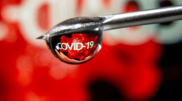 ویکسین لگوانے والے افراد بغیر ماسک بیرونی سرگرمیوں میں حصہ لے سکتے ہیں