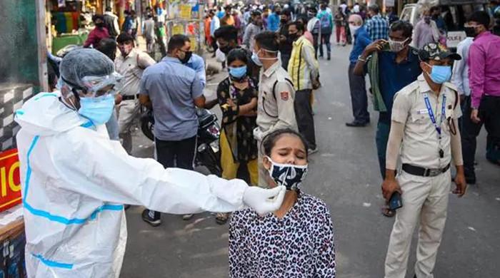 بھارت میں کورونا کیسز کا عالمی ریکارڈ، 4 لاکھ سے زائد کیسز رپورٹ