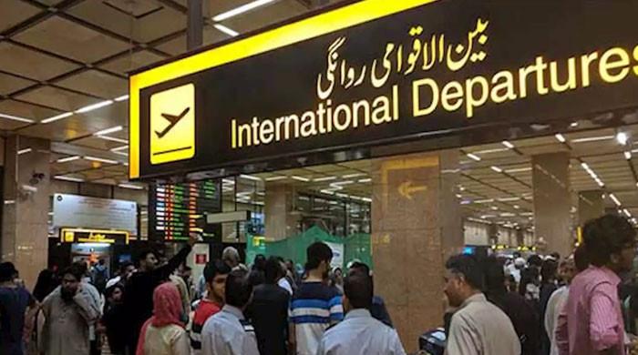 یو اے ای کے بعد مزید 2 ممالک نے پاکستان پر سفری پابندیاں عائد کردیں