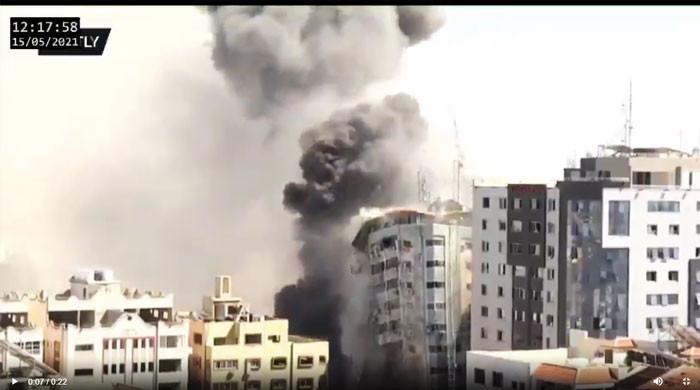 10 منٹ کی مہلت کے بعد اسرائيل نے غزہ میں دوسری بلند ترین عمارت کو تباہ کر ڈالا