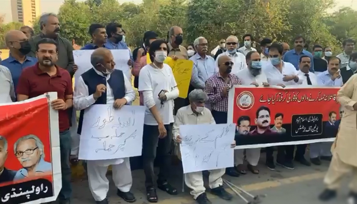 اسلام آباد میں صحافی اسد طور پر حملے کیخلاف ملک بھر میں احتجاج