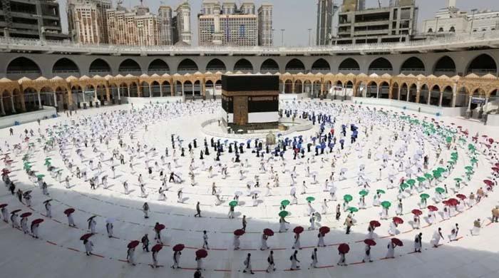 خواتین کو محرم کے بغیر حج کی درخواست دینے کی اجازت مل گئی