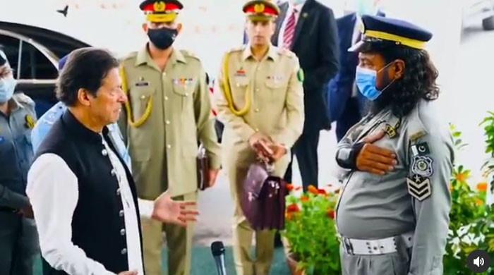 انجری کے باوجود ڈیوٹی انجام دینے والے ہیڈ کانسٹیبل سے وزیراعظم نے کیا کہا؟