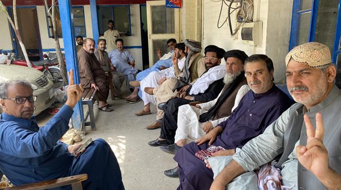 بلوچستان اسمبلی کے اپوزیشن لیڈر سمیت دیگر اراکین7 ویں روز بھی تھانے میں موجود