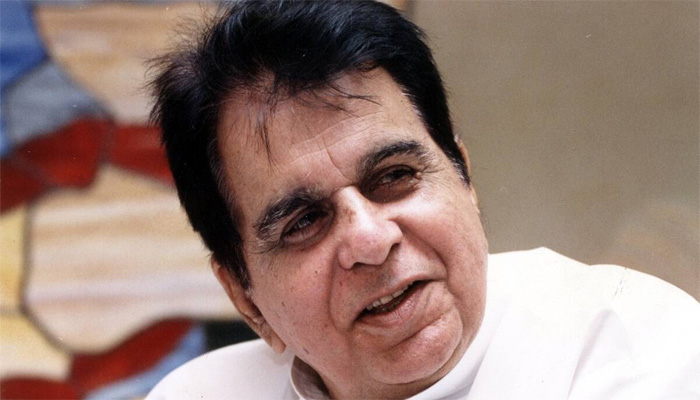 دیلپ کمار۔ —فوٹو: فائل