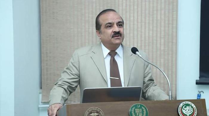 ’پاکستان نے کین سائنو ویکسین کے کلینکل ٹرائل سے ایک کروڑ ڈالر کمائے‘