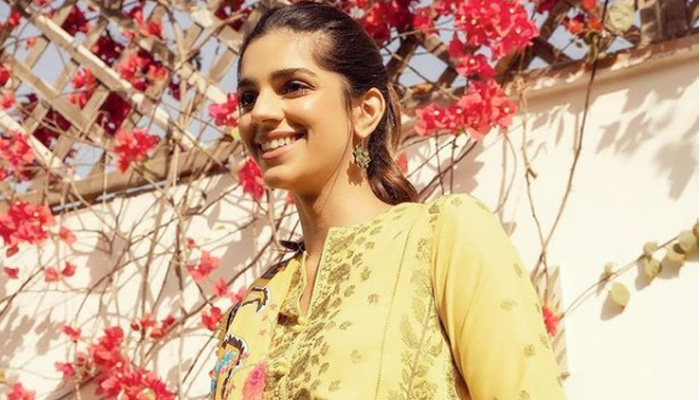 فوٹو: انسٹاگرام/صنم سعید