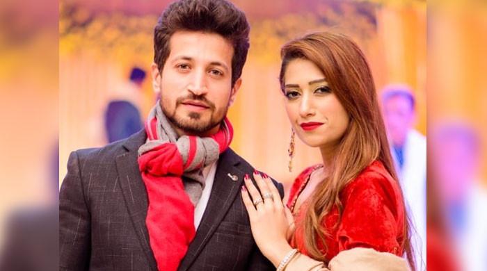 اداکار سلمان فیصل نے طلاق سے متعلق خبروں پر وضاحت کردی