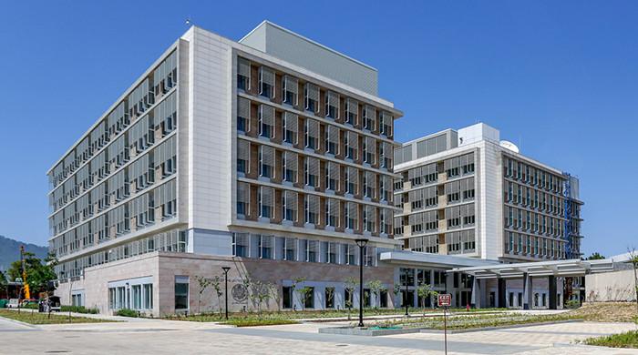 کسی بھی ملک میں امریکی شہری اس ملک کے قوانین کے تابع ہوتے ہیں، امریکی سفارتخانہ