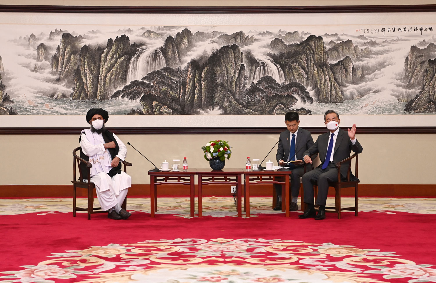 طالبان وفد ملاعبدالغنی برادر کی قیادت میں گزشتہ روز 2 روزہ دورے پر چین پہنچا ہے— فوٹو: چینی وزرات خارجہ