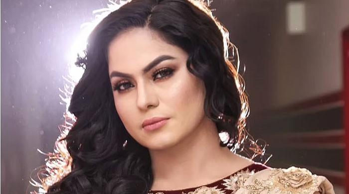 سوشل میڈیا صارفین وینا ملک پر کیوں بھڑک گئے؟