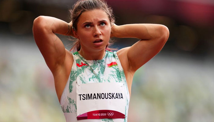 ٹوکیو اولمپکس میں حصہ لینے والی ایک بیلاروسی ایتھلیٹ کو زبردستی ٹوکیو چھوڑنے پر مجبور کرنے والے دو کوچز کی ایکریڈیشن ختم کردی گئی جس کے بعد انہیں اولمپک ولیج چھوڑنا پڑا— فوٹو: رائٹرز/ فائل