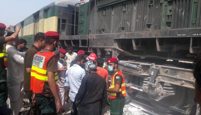 حادثے میں کوئی جانی نقصان نہیں ہوا: ریلوے حکا، فوٹو جیونیوز