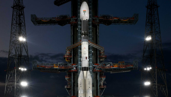 بھارت کا رواں سال فروری میں چھوٹے پولر سیٹلائٹ لاؤنچ وہیکل کی کامیابی کے بعد یہ اس سال کا دوسرا خلائی مشن تھا— فوٹو: اسرو