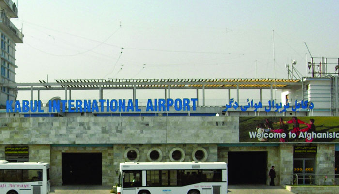طالبان نے حامد کرزئی انٹرنیشنل ائیرپورٹ کا نام تبدیل کر کے کابل انٹرنیشنل ائیرپورٹ رکھ دیا۔ فوٹو: فائل