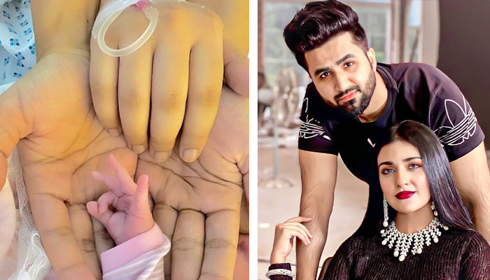فلک کی جانب سے اپنے اور سارہ خان کے ہاتھ کے ہمراہ بچی کے ہاتھ کی تصویر شیئر کرتے ہوئے مداحوں کو والدین بننے سے متعلق خوشخبری دی گئی: فوٹو انسٹاگرام