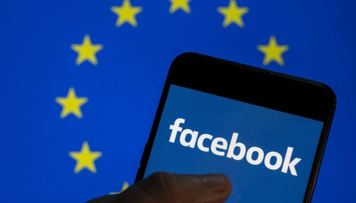 فیس بک نے یورپی یونین میں 10 ہزار افراد کے لیے نوکریوں کا اعلان کر دیا۔  —فوٹو: فائل