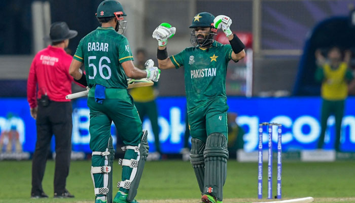 پاکستان نے ٹی ٹوئنٹی ورلڈ کپ میں پہلی بار بھارت کو شکست دی ہے،فوٹو: اے ایف پی