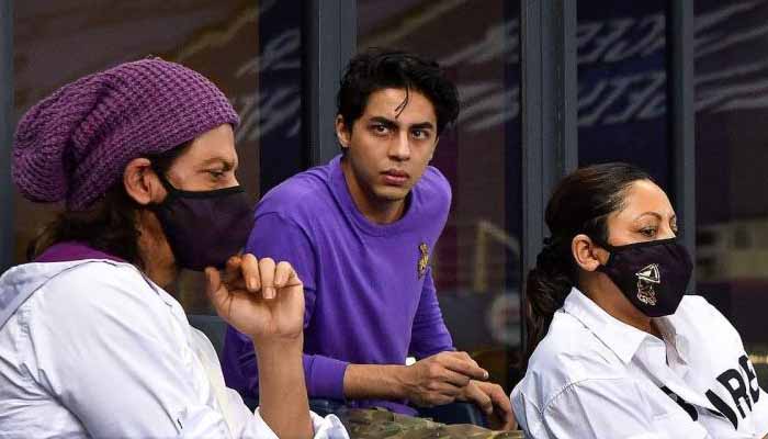 آریان خان کی ضمانت ملنے تک شاہ رخ سمیت ان کے اہل خانہ نے خاصا مشکل وقت گزارا: بھارتی میڈیا/ فائل فوٹو