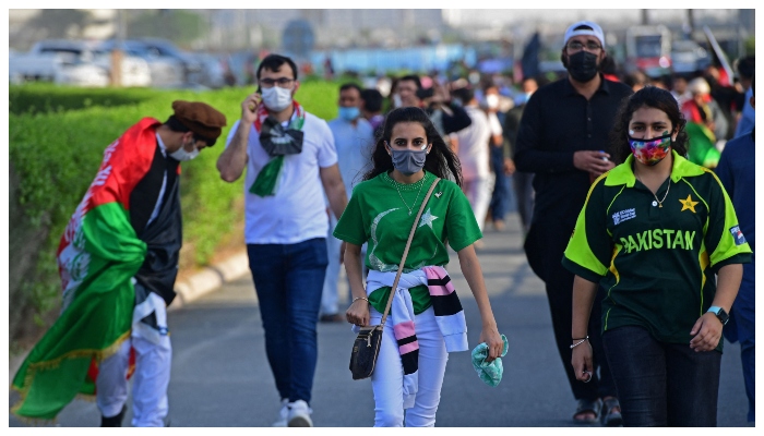 آئی سی سی نے ان افراد کے ٹکٹس ری فنڈ کرنے کا بھی کا اعلان کیا ہے —فوٹو: اے ایف پی