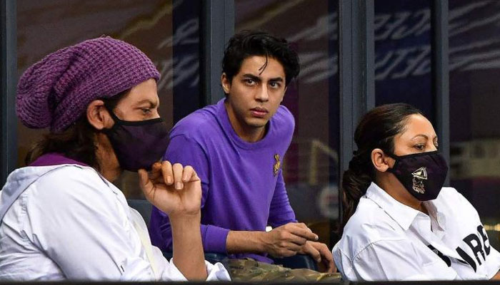گزشتہ روز ممبئی ہائیکورٹ نے ایک لاکھ روپے کے ضمانتی مچلکوں کے عوض آریان خان کی ضمانت منظور کی تھی۔ فوٹو: فائل