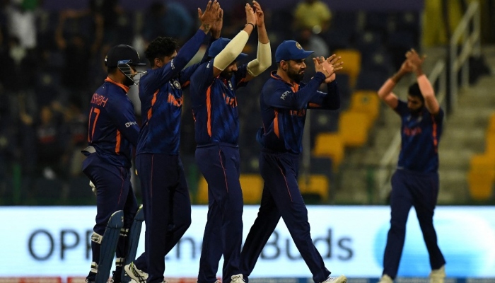 بھارت نے افغانستان کو یکطرفہ مقابلے کے بعد 66 رنز سے شکست دے دی —فوٹو: کرک بز