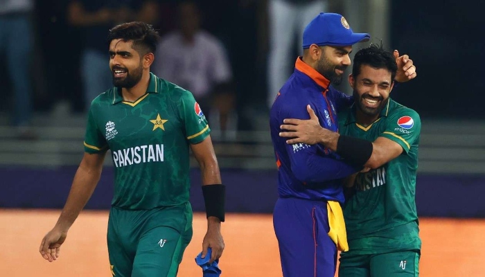 پاکستان نے اپنی ٹی ٹوئنٹی انٹرنیشنل میچز کی تاریخ میں پہلی بار کسی بھی ٹیم کو 10 وکٹوں سے شکست دی  —فوٹو: فائل