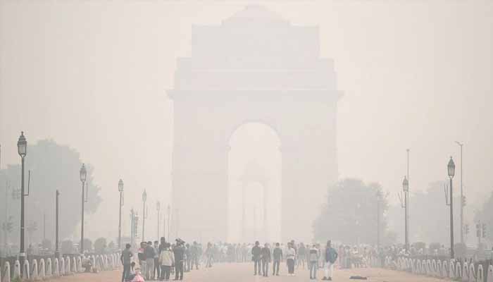 سپریم کورٹ نے دارالحکومت نئی دہلی میں بدترین فضائی آلودگی پر ریاستی حکومت پر شدید برہمی کا اظہار کیا/ فائل فوٹو