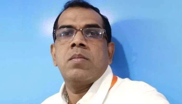 سری لنکن منیجر کی میت لاہور ڈیفنس کے نجی اسپتال لائی گئی جہاں اسے سردخانے میں رکھا جائے گا— فوٹو:فائل