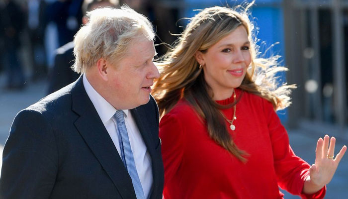 برطانوی وزیر اعظم بورس جانسن اور ان کی اہلیہ کیری کے ہاں بیٹی کی پیدائش ہوئی ہے۔ —فوٹو: فائل