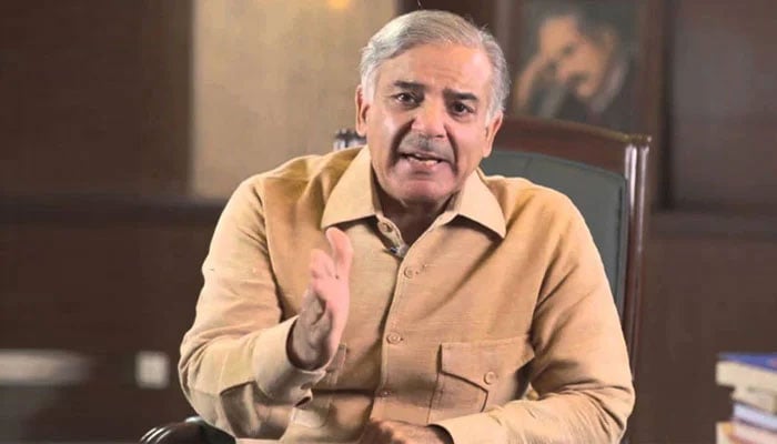 2021 کوعمران نیازی نے ترقی کا سال کہا تھا لیکن یہ تباہی کا سال ثابت ہوا: قائد حزب اختلاف۔ فوٹو: فائل