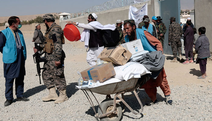 نئی امداد خودمختار فلاحی تنظیموں کے ذریعے افغان عوام تک پہنچائی جائے گی— فوٹو: فائل