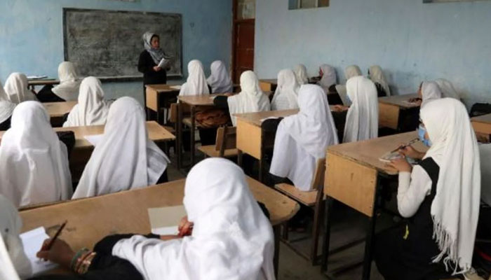 طالبان نے افغانستان میں رواں سال مارچ سے لڑکیوں کے اسکولز کھولنے کا اعلان کردیا ہے۔ —فوٹو: فائل