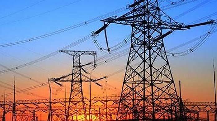 حکومت نے نیپرا سے گھریلوصارفین کیلئے بجلی مزید مہنگی کرنےکی درخواست کردی