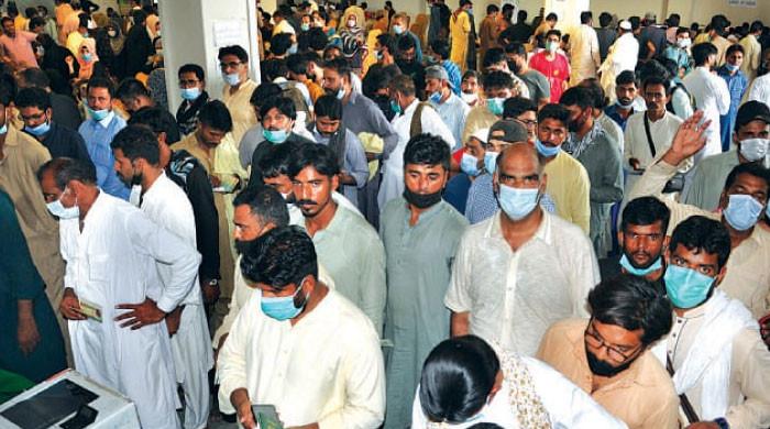 پاکستان میں کورونا کے وار جاری، مزید 27 افراد جان سے ہاتھ دھو بیٹھے