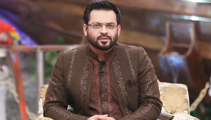 عامر لیاقت حسین نے اپنی تیسری شادی پر تنقید کرنے والوں کو جواب دے دیا۔ —فوٹو: فائل
