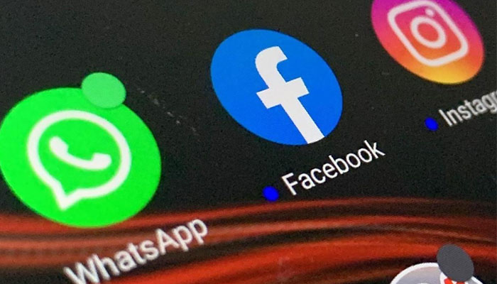 یوکرین پر حملوں کے بعد فیس بک نے گزشتہ ہفتے میٹا پر پابندی عائد کرتے ہوئے روسی اشتہارات پر پابندی عائد کردی تھی—فوٹو فائل