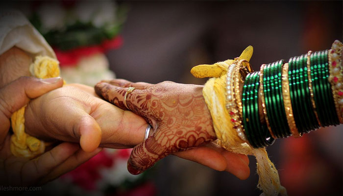 یہ واقعہ بھارتی شہر ہریانہ میں پیش آیا جہاں شادی کے آخری وقتوں میں بارات واپس لوٹ گئی/ فائل فوٹو