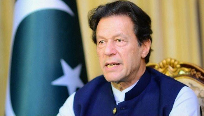 عمران خان نے مشاورت کیلئے سینیئرپارٹی قائدین کو آج وزیراعظم ہاؤس میں بلالیا ہے —فوٹو: فائل